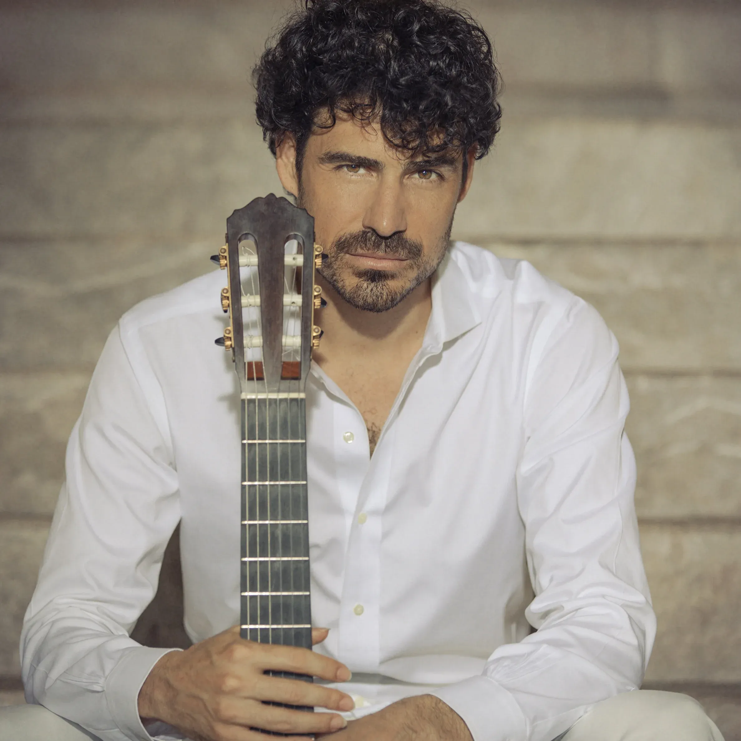 PABLO SAINZ-VILLEGAS - Concierto Íntimo a la luz de las velas
